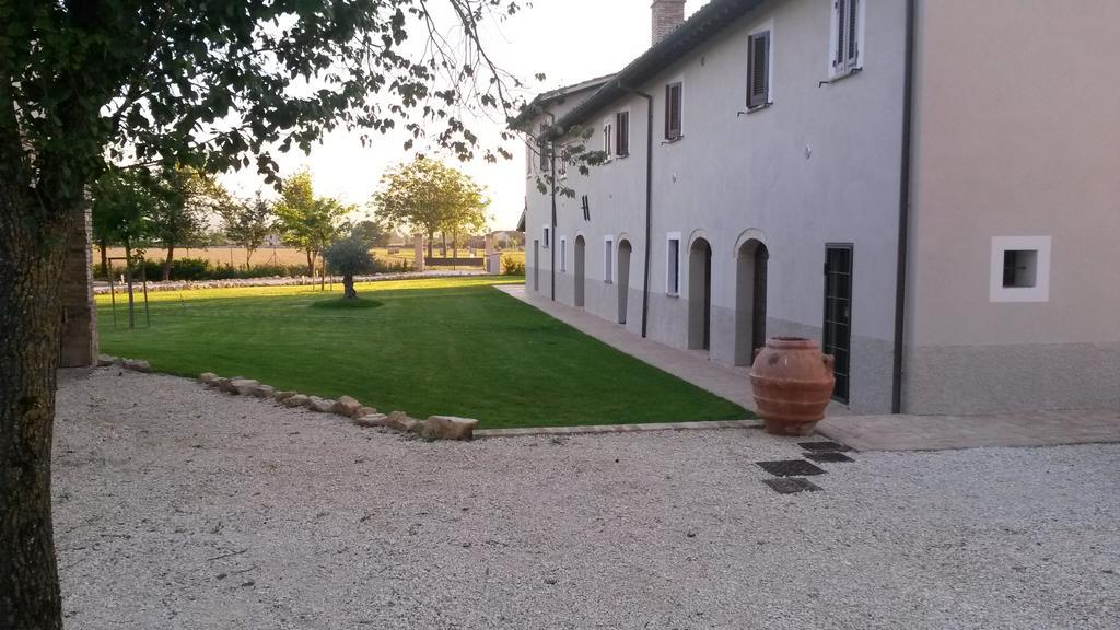 Podere Le Volte Degli Angeli Spello Bagian luar foto