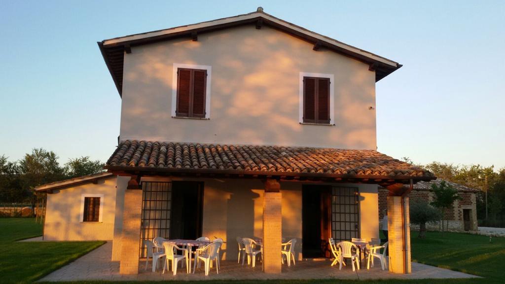 Podere Le Volte Degli Angeli Spello Bagian luar foto