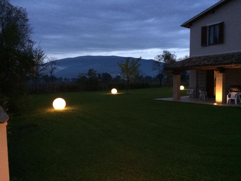 Podere Le Volte Degli Angeli Spello Bagian luar foto